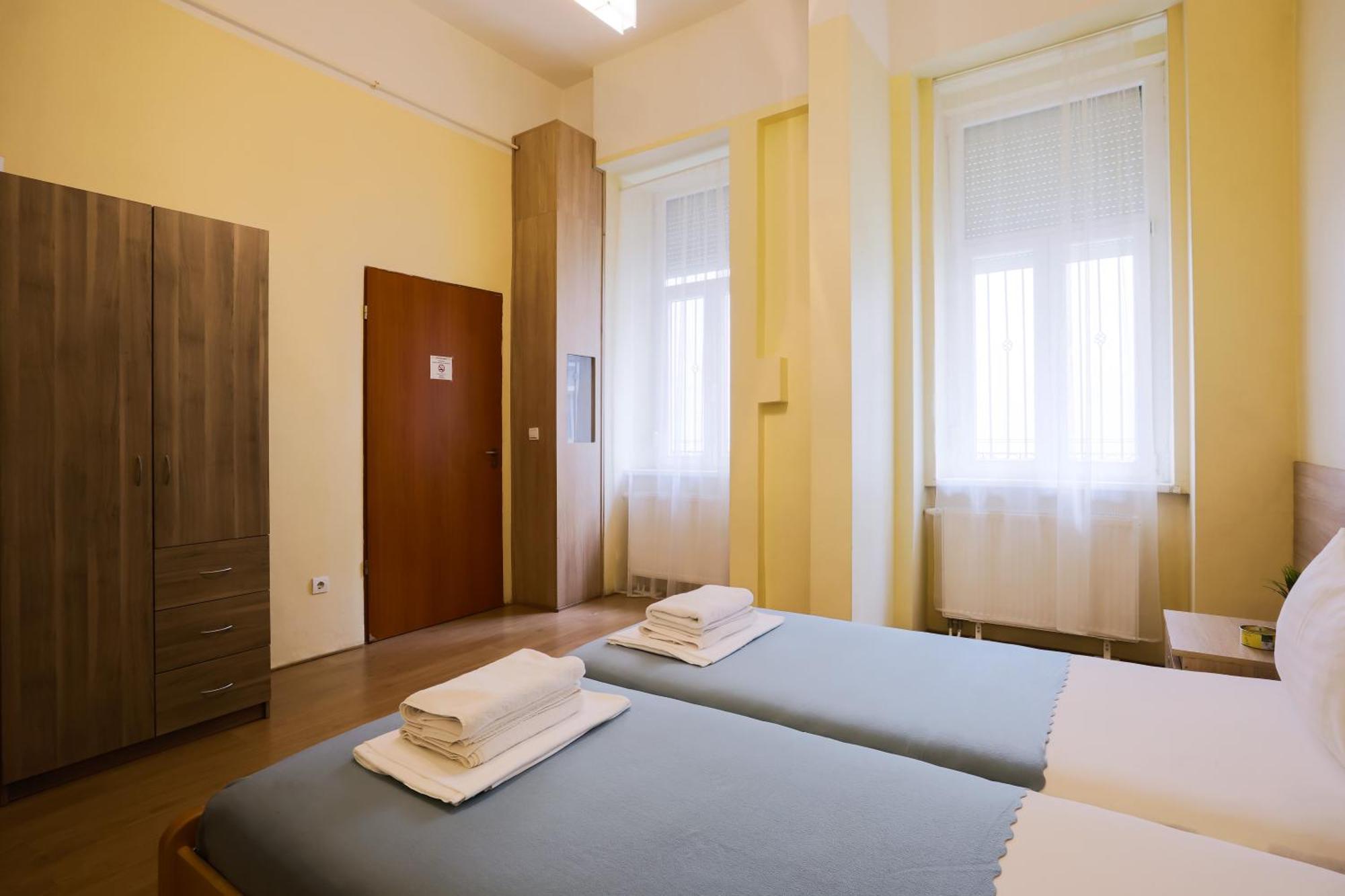 East Private Rooms Budapest Exterior foto